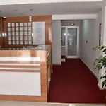 מלון Marka