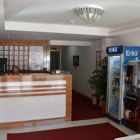 Ξενοδοχείο Marka 2*
